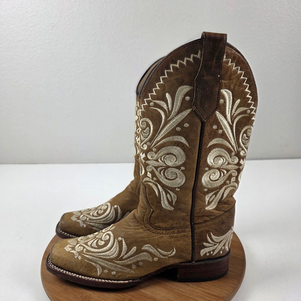 Circle G Brown Suede Western Embroidered Heeled Boots
